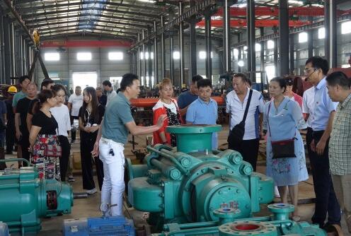 湖南省五金機電商會至中聯(lián)泵業(yè)參觀交流，探討離心泵發(fā)展方向