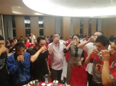 歐拉姆閥門“雙節(jié)同慶賀，歡樂一家親”員工歡聚晚宴圓滿落幕