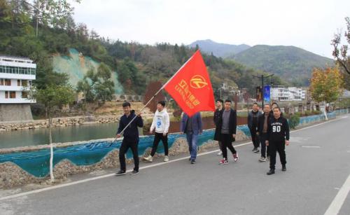 立信閥門集團有限公司團建活動-感受大自然的魅力