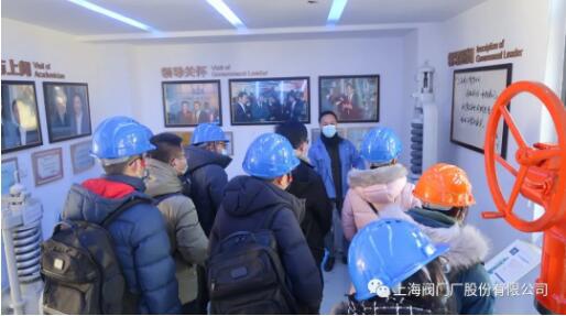 森松(江蘇)重工有限公司考察團蒞臨上海閥門廠技術(shù)交流