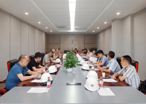“雙隨機”聯(lián)合檢查組蒞臨武鍋能源公司開展安全生產(chǎn)專項檢查