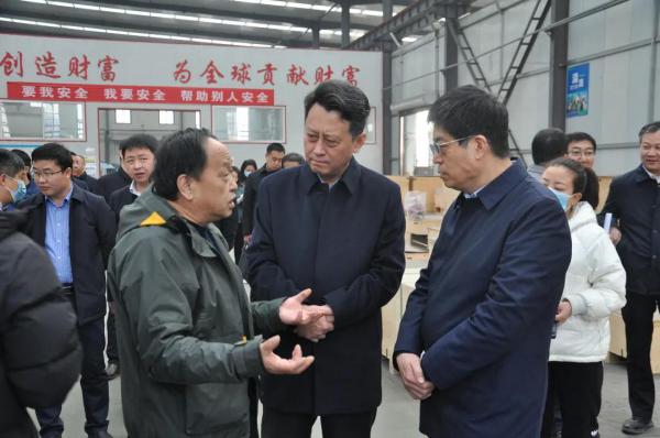 侯馬市委書記吳勇蒞臨山西好利閥機(jī)械制造有限公司視察調(diào)研