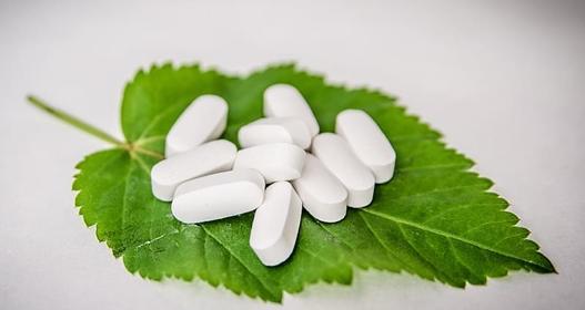 千金藤素用于治新冠遙遙無期，專家：千金藤素的報(bào)道在兩年多之前就有了