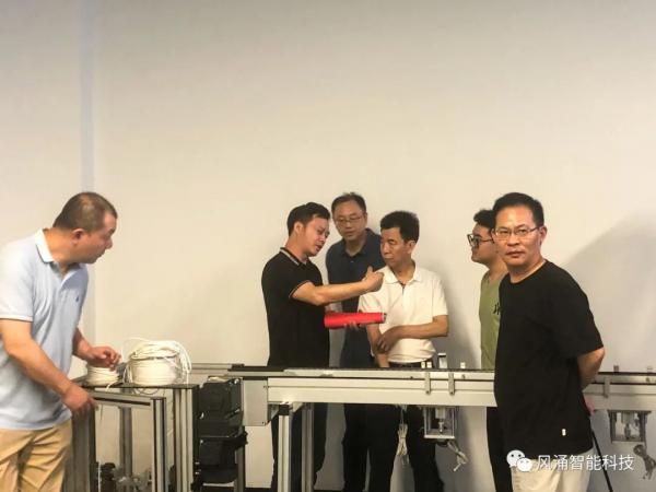 超達閥門集團參觀考察風(fēng)涌智能球閥自動化裝配線