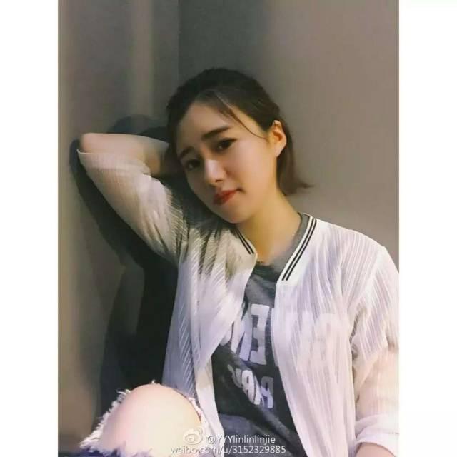 才貌雙全！紹興19歲美女當(dāng)選了央視晚會(huì)主持人.jpg